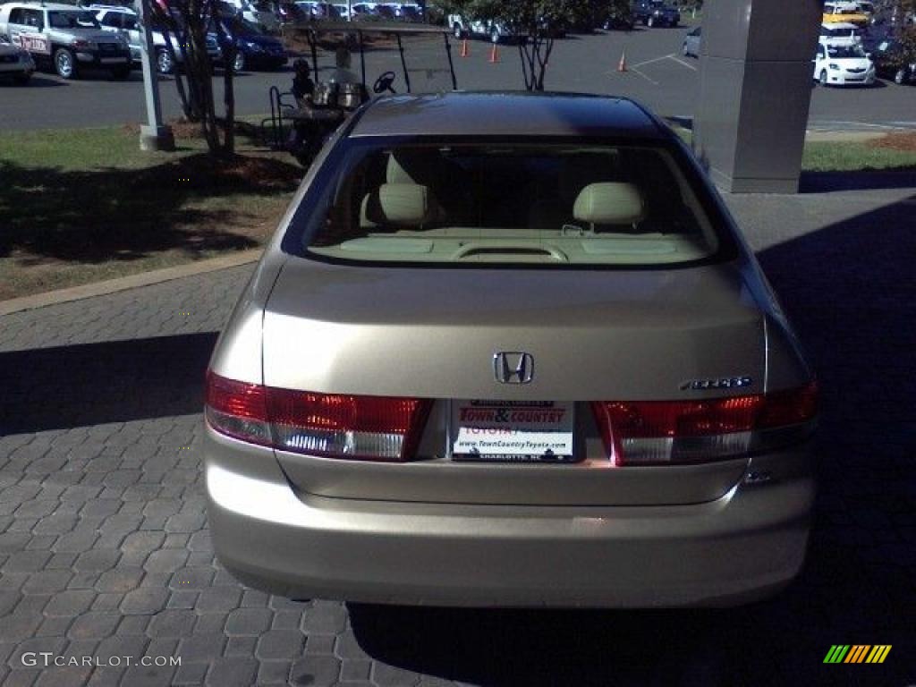 2003 Accord EX V6 Sedan - Desert Mist Metallic / Ivory photo #4