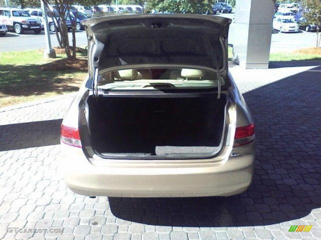 2003 Accord EX V6 Sedan - Desert Mist Metallic / Ivory photo #16