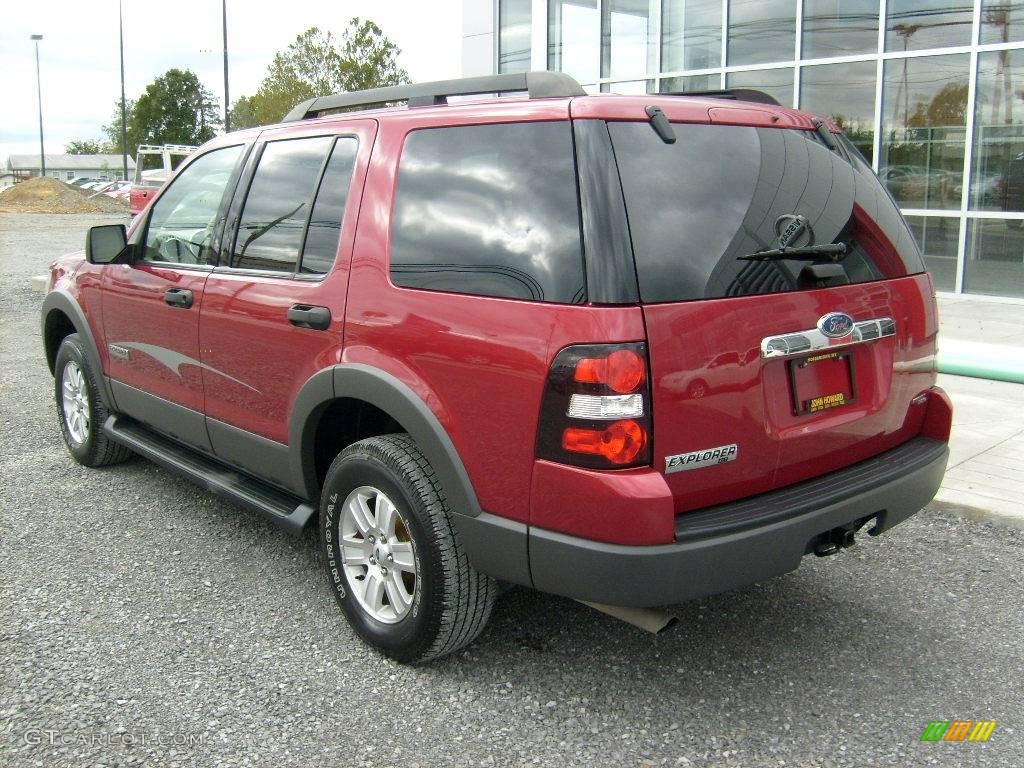 2006 Explorer XLT 4x4 - Redfire Metallic / Camel photo #3