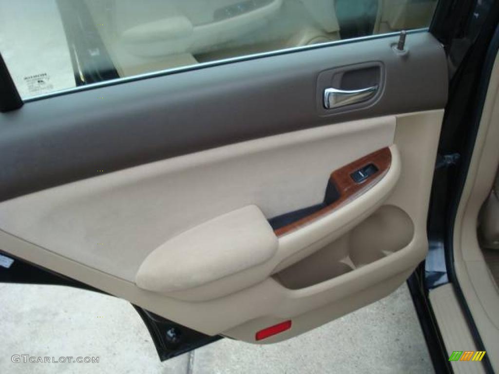 2006 Accord EX Sedan - Nighthawk Black Pearl / Ivory photo #13