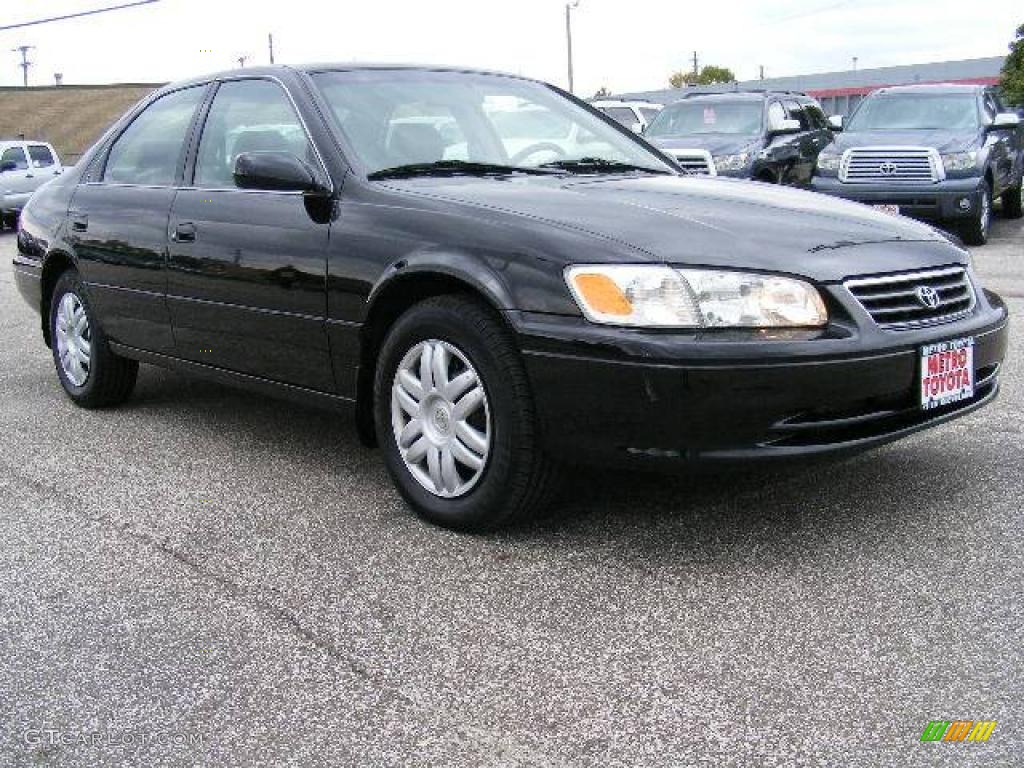 2001 Camry LE - Black / Gray photo #1