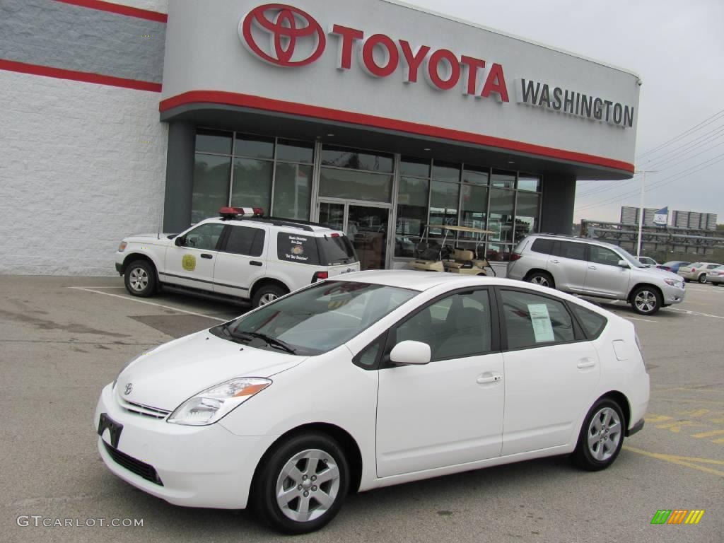 2005 Prius Hybrid - Super White / Gray/Burgundy photo #1