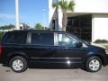 2010 Blackberry Metallic Dodge Grand Caravan SXT  photo #7