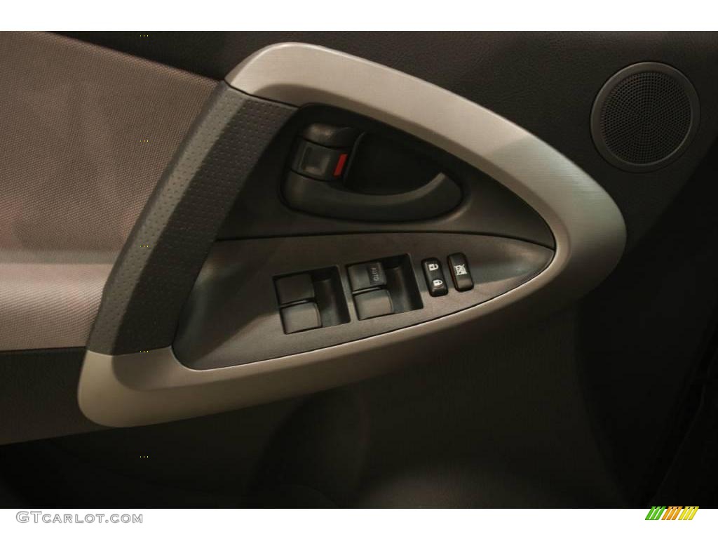 2008 RAV4 4WD - Black / Ash photo #9