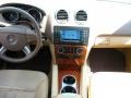Black - ML 350 4Matic Photo No. 18