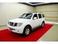 2006 Avalanche White Nissan Pathfinder SE  photo #3