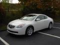 2008 Winter Frost Pearl Nissan Altima 3.5 SE Coupe  photo #1