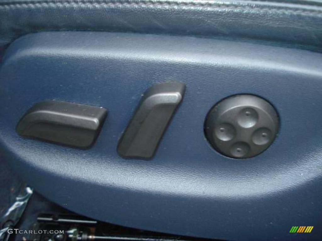2004 A4 3.0 Cabriolet - Arctic White / Blue photo #15