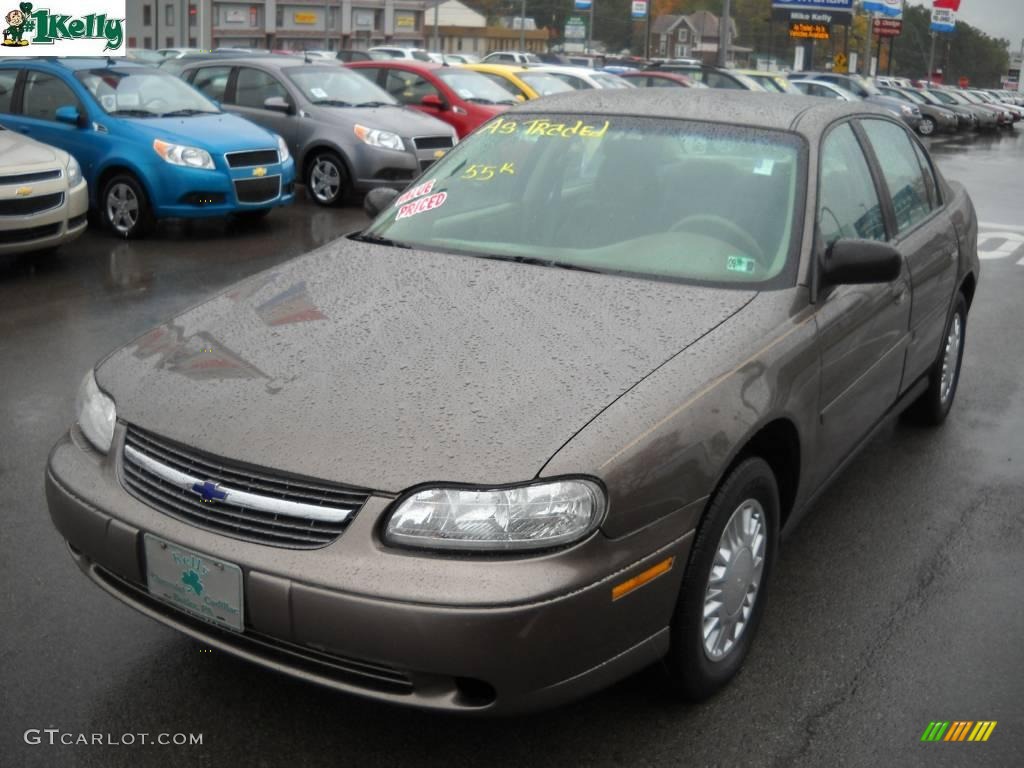 2002 Malibu Sedan - Medium Bronzemist Metallic / Neutral photo #15