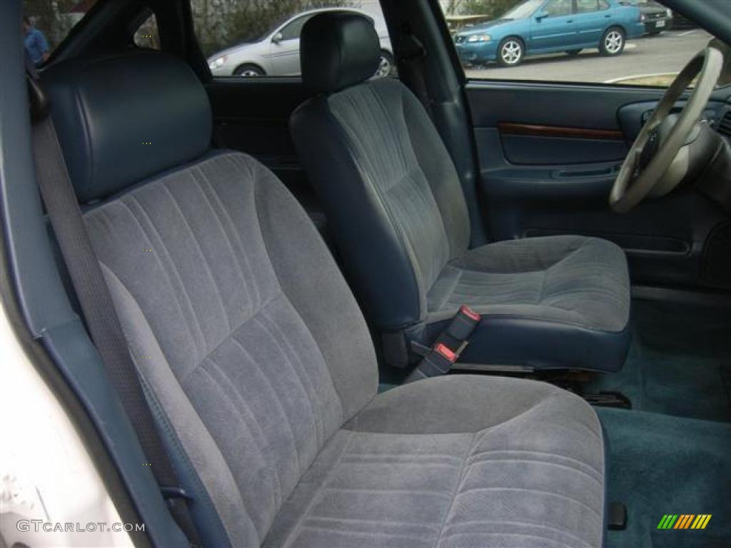 2004 Impala Police - White / Regal Blue photo #12