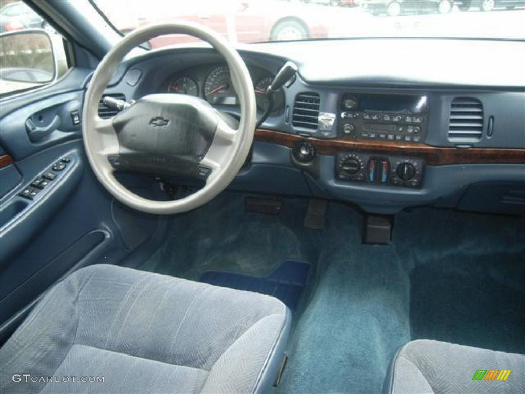 2004 Impala Police - White / Regal Blue photo #15