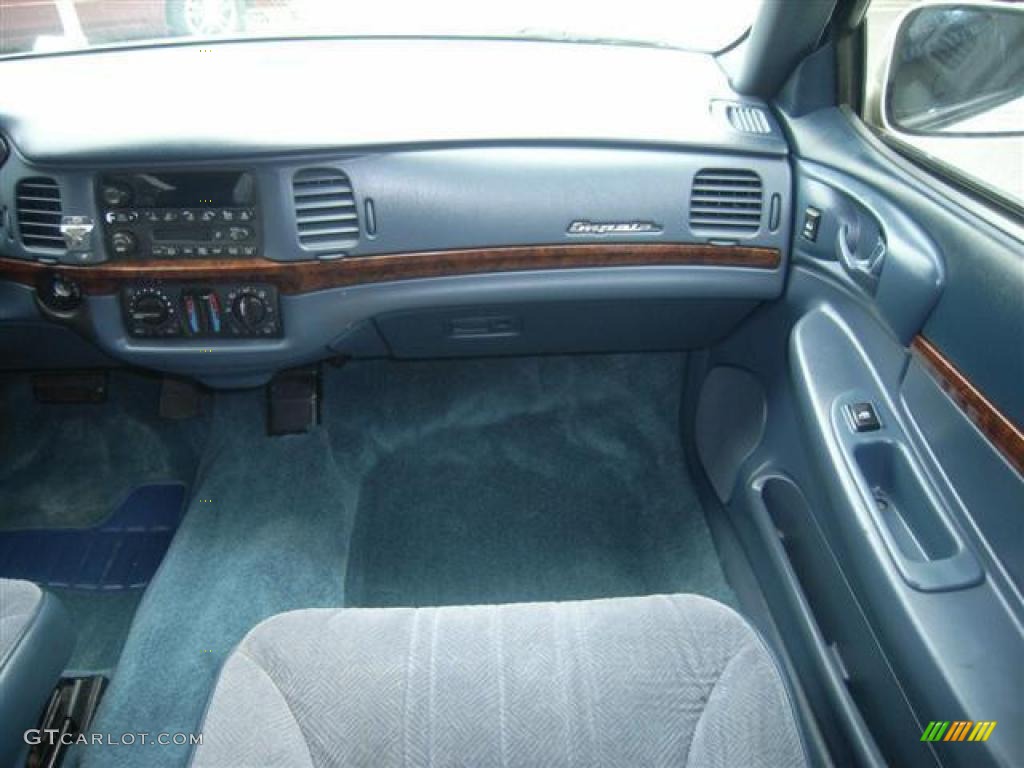 2004 Impala Police - White / Regal Blue photo #17