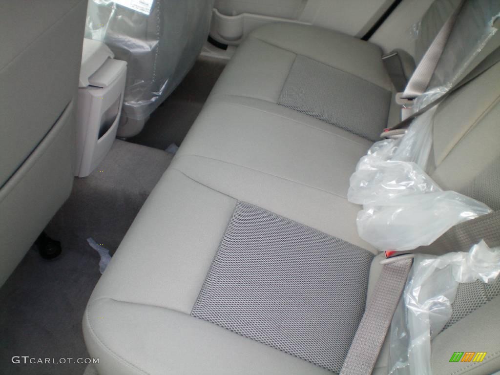 2010 Avenger SXT - White Gold / Dark Khaki/Light Graystone photo #3
