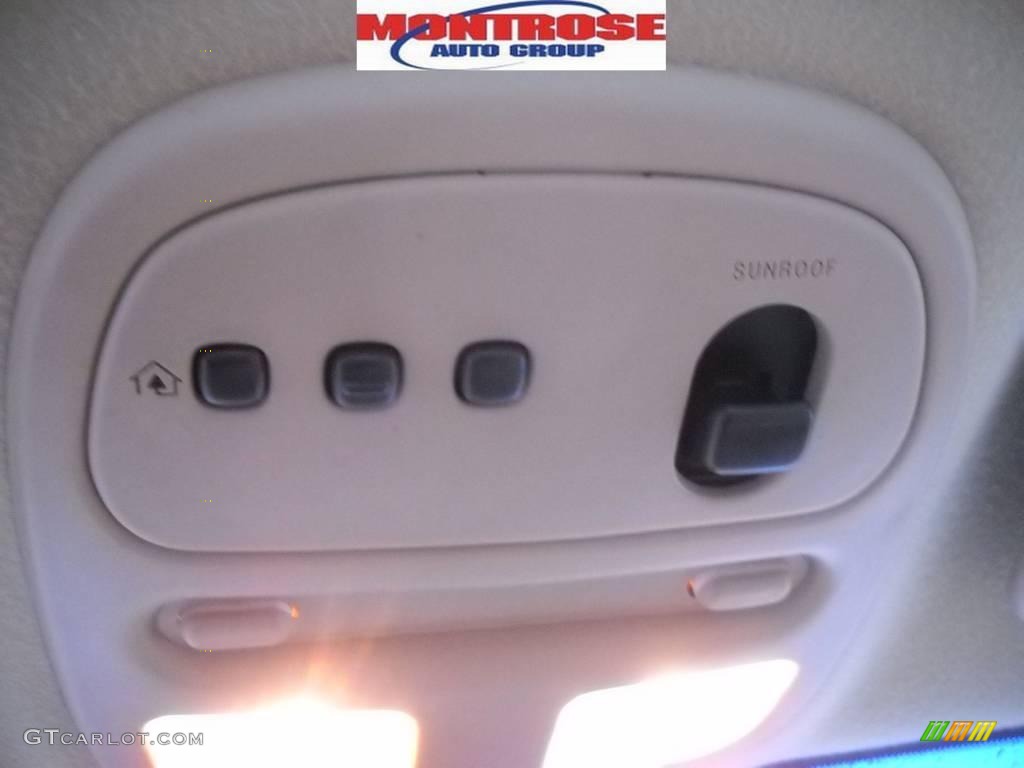 2005 LeSabre Limited - White Opal / Light Cashmere photo #29