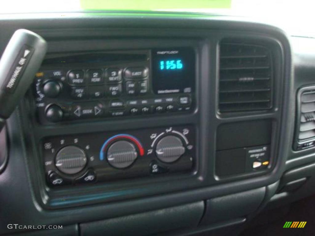 2002 Silverado 1500 LS Extended Cab - Onyx Black / Graphite Gray photo #18