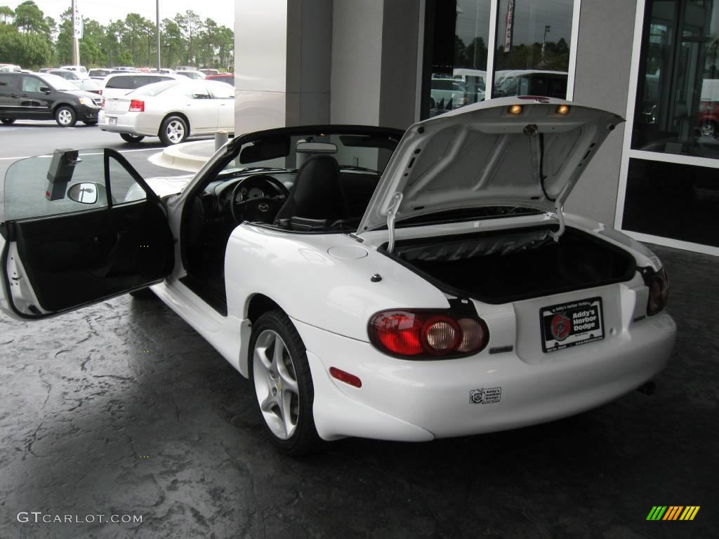 2003 MX-5 Miata Roadster - Pure White / Black photo #8
