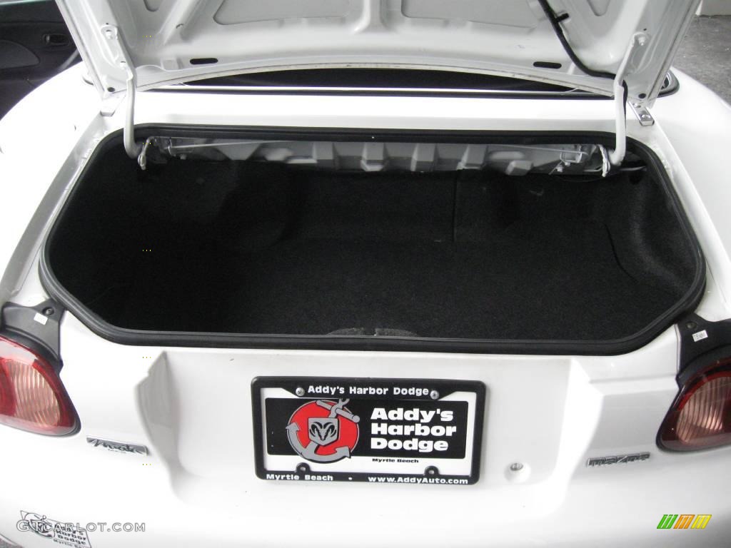 2003 MX-5 Miata Roadster - Pure White / Black photo #9