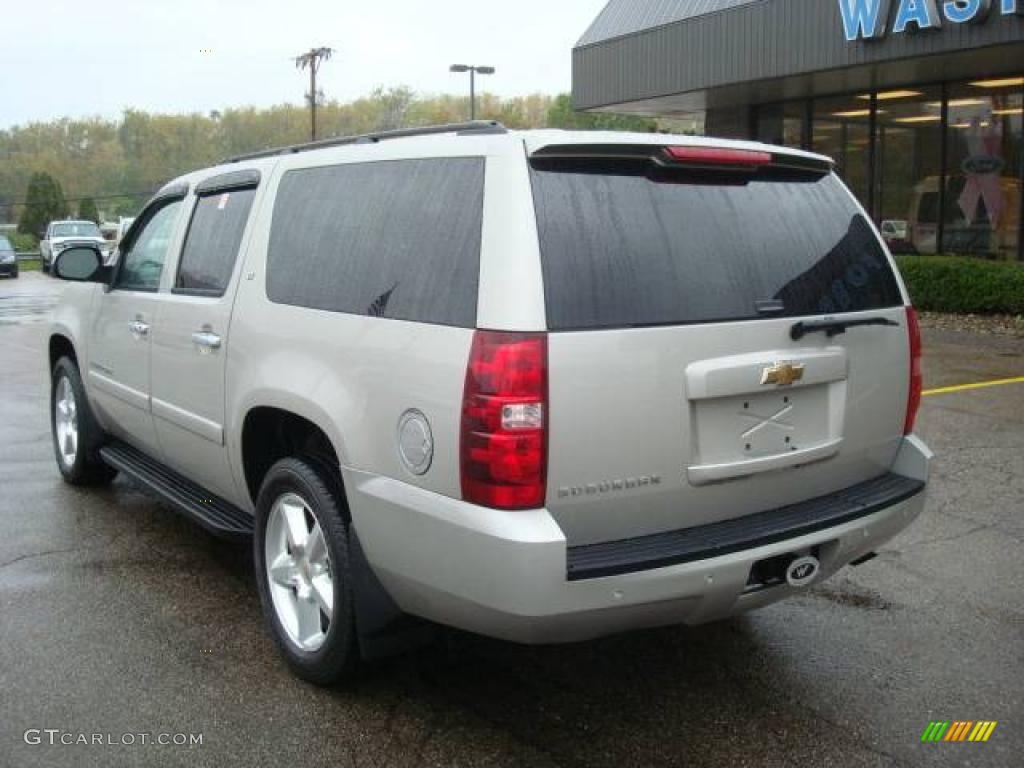 2007 Suburban 1500 LTZ 4x4 - Silver Birch Metallic / Light Titanium/Dark Titanium photo #2