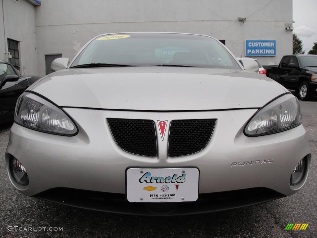 2006 Grand Prix Sedan - Liquid Silver Metallic / Ebony photo #2