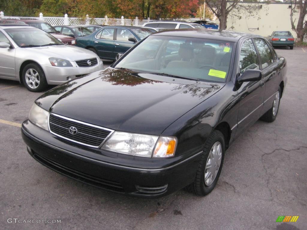 Black Toyota Avalon