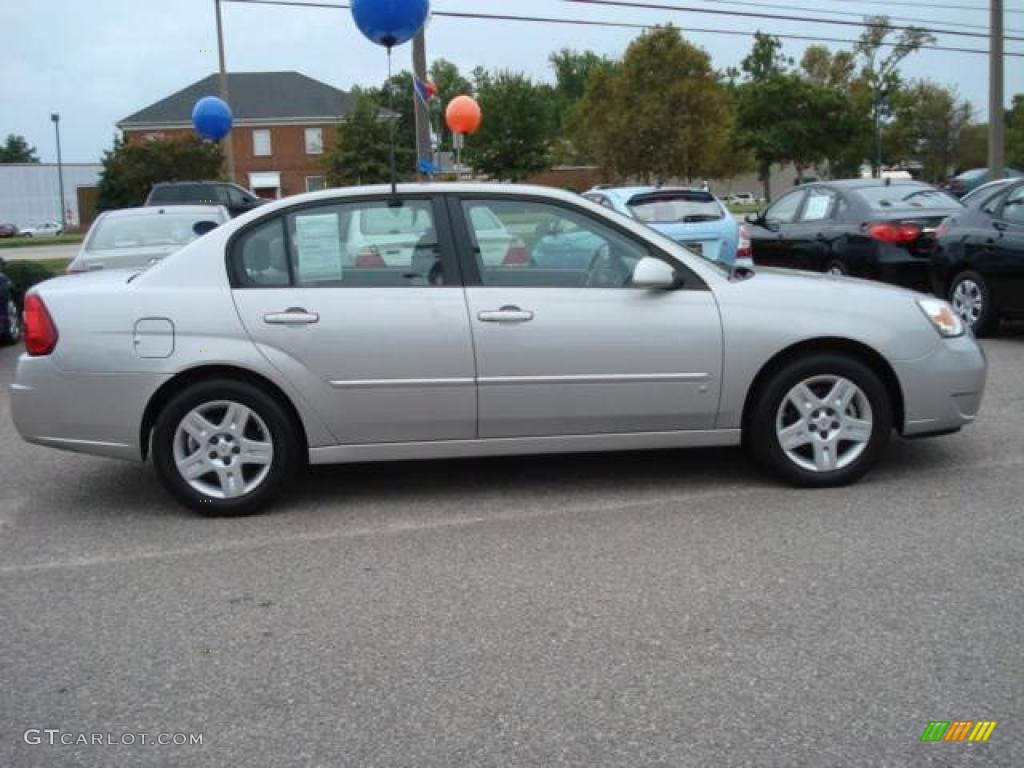 2008 Malibu Classic LT Sedan - Silverstone Metallic / Titanium Gray photo #7