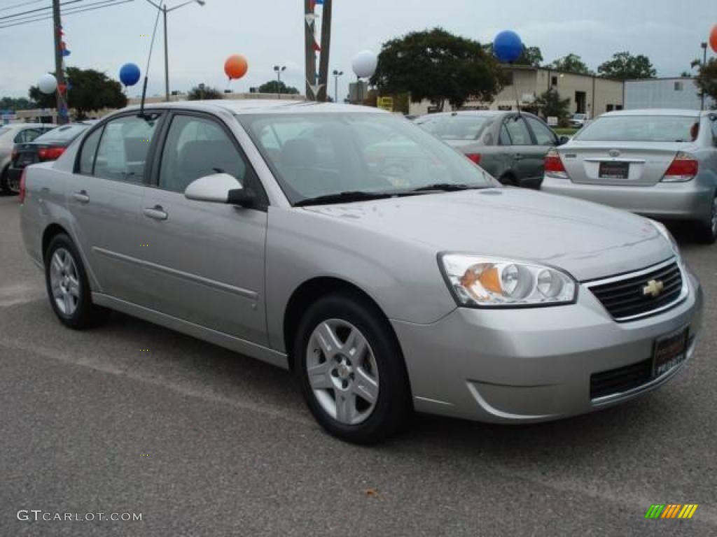 2008 Malibu Classic LT Sedan - Silverstone Metallic / Titanium Gray photo #8