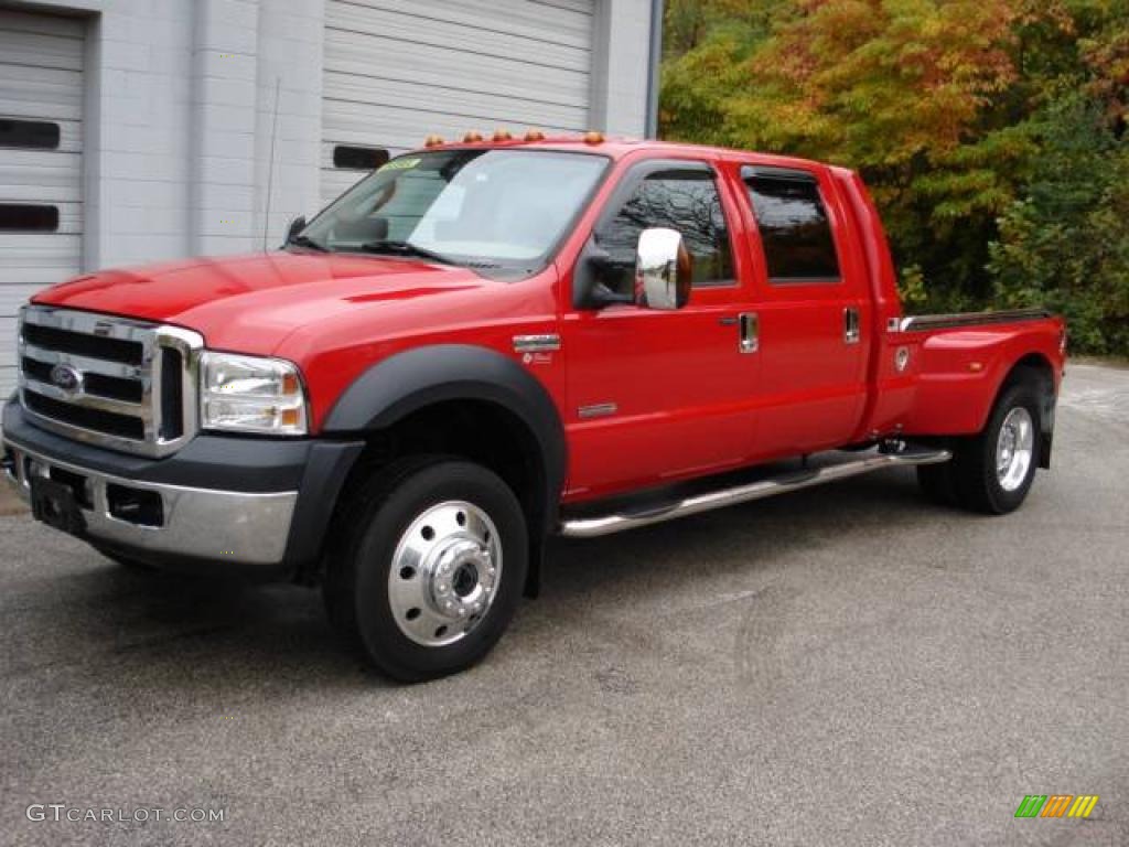 2006 F450 Super Duty Lariat Crew Cab 4x4 - Silver Metallic / Tan photo #9