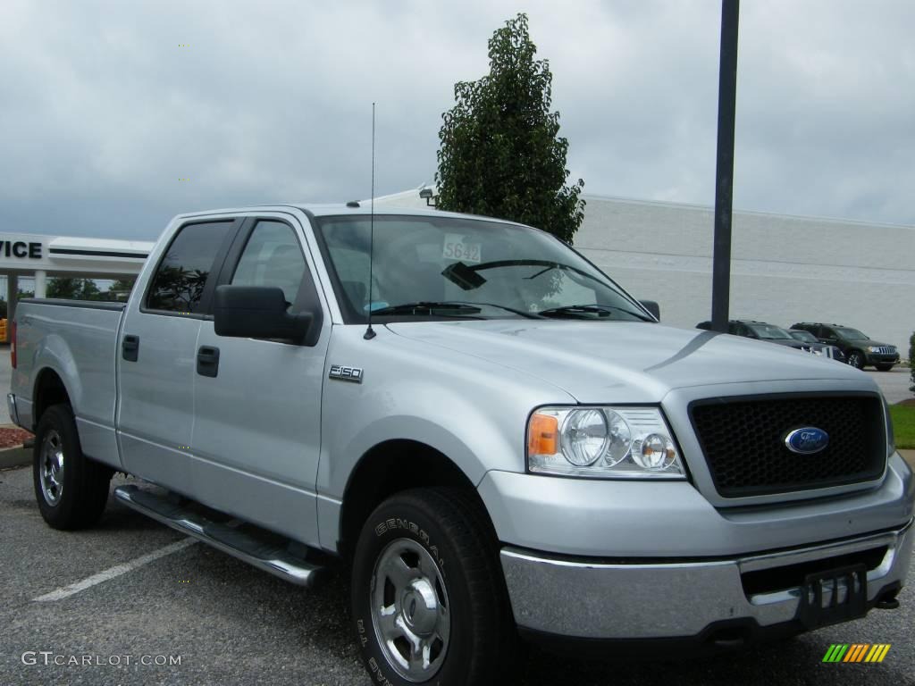 2006 F150 XLT SuperCrew 4x4 - Silver Metallic / Medium/Dark Flint photo #7