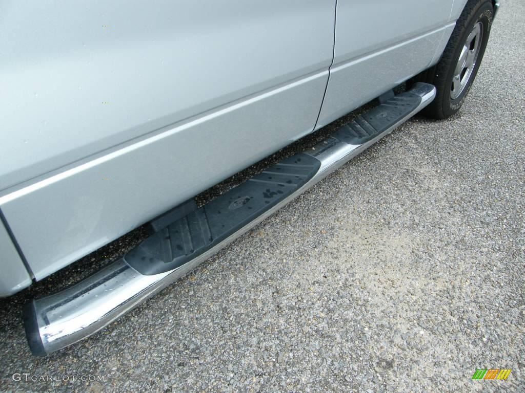 2006 F150 XLT SuperCrew 4x4 - Silver Metallic / Medium/Dark Flint photo #26