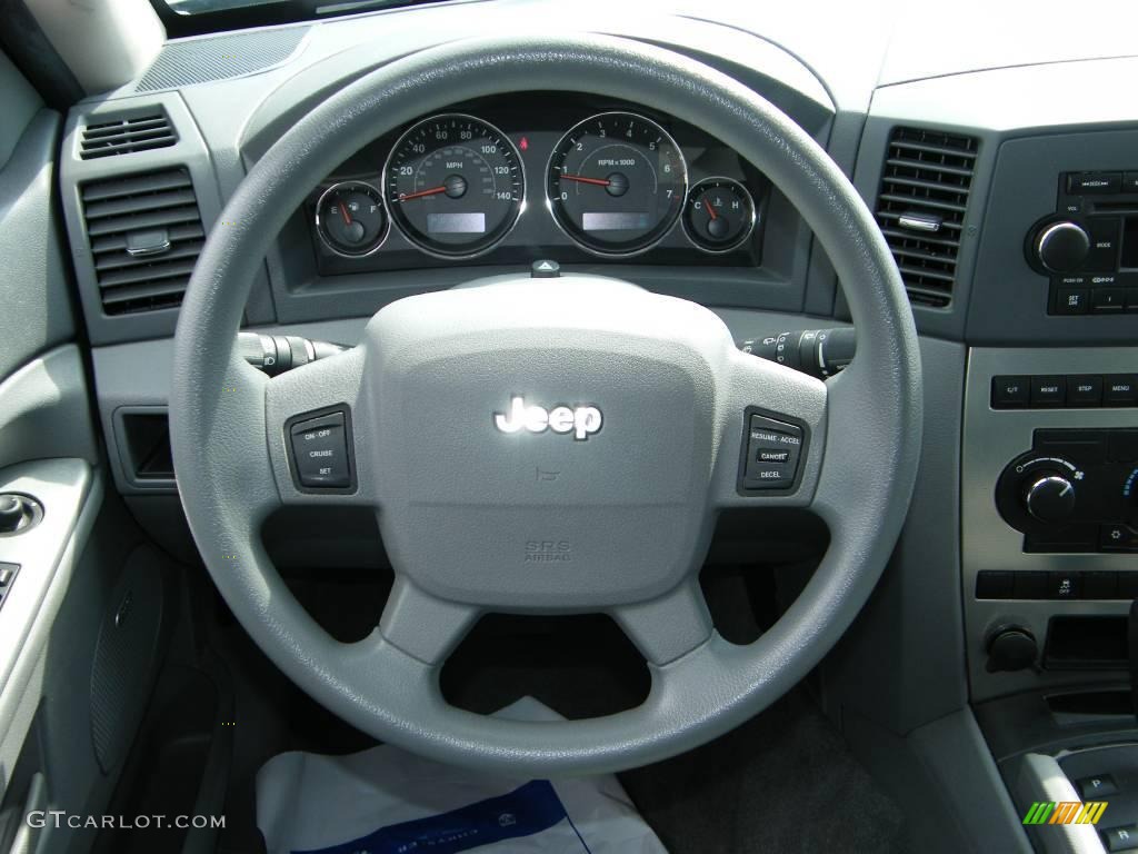 2007 Grand Cherokee Laredo - Bright Silver Metallic / Medium Slate Gray photo #19