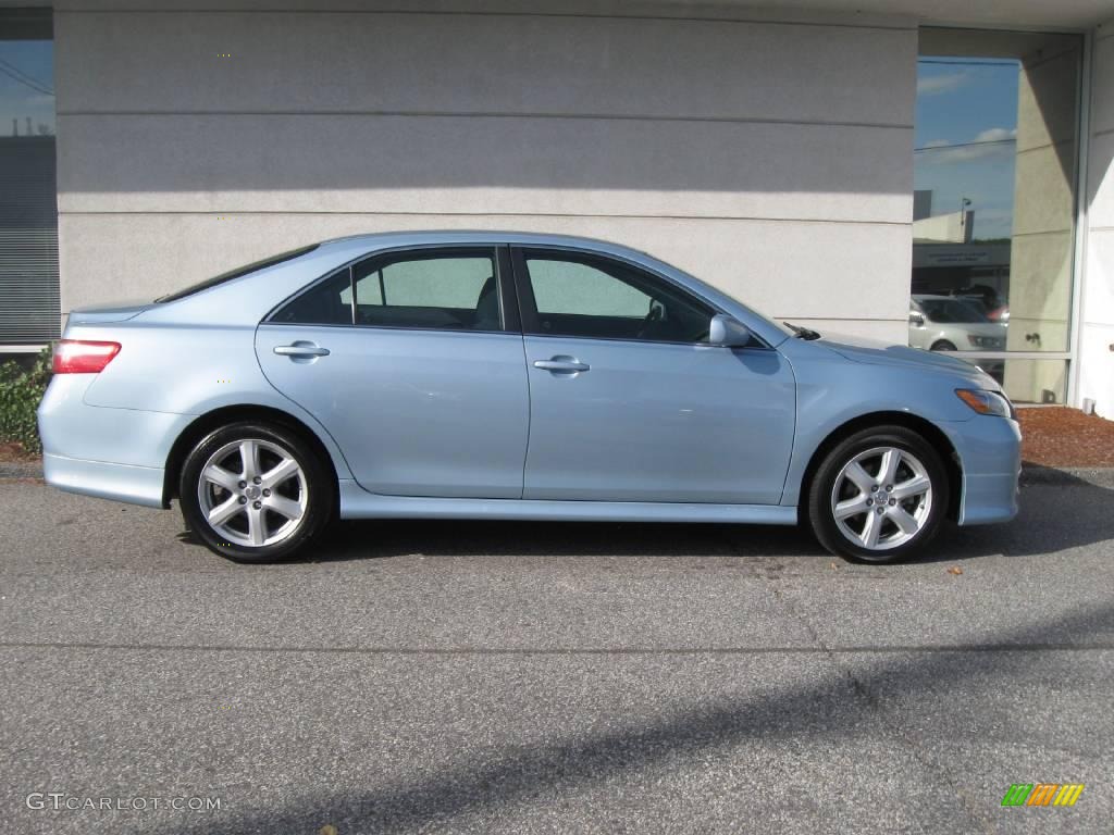2009 Camry SE - Sky Blue Pearl / Charcoal photo #2