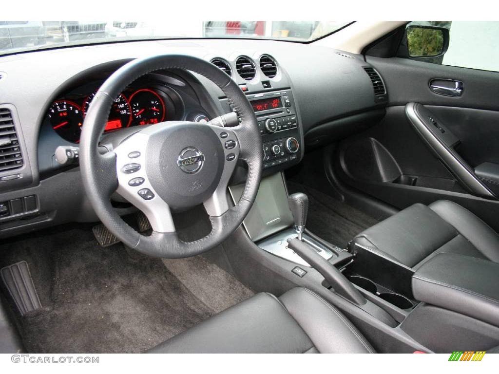 2008 Altima 2.5 S Coupe - Super Black / Charcoal photo #10