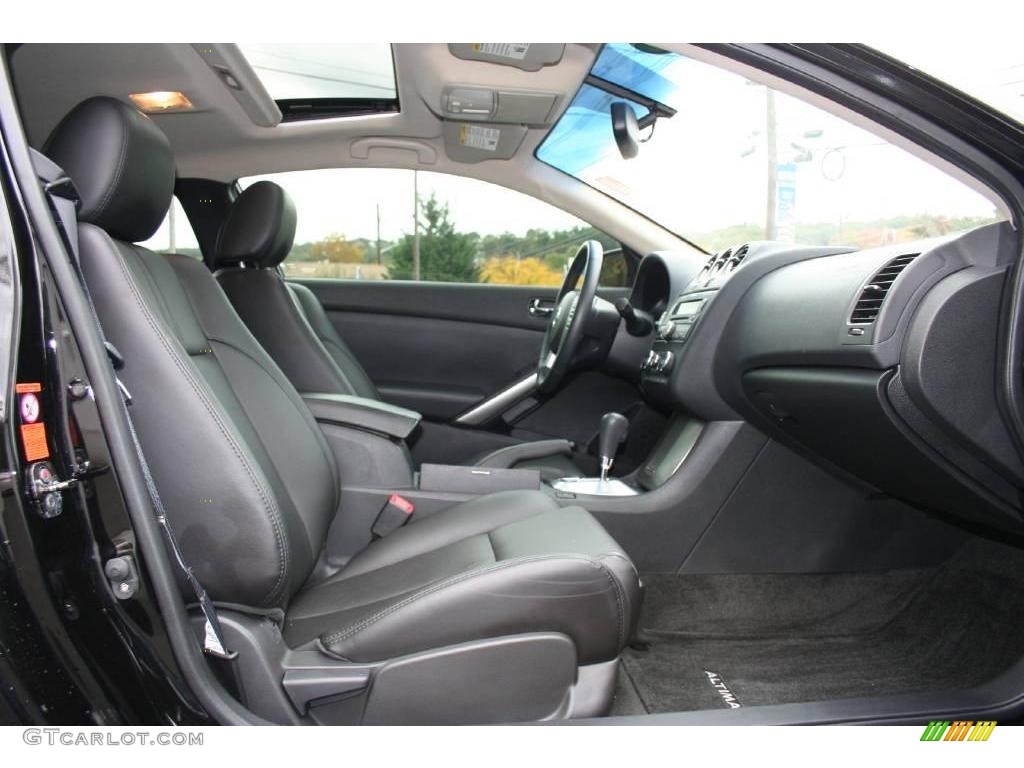 2008 Altima 2.5 S Coupe - Super Black / Charcoal photo #23