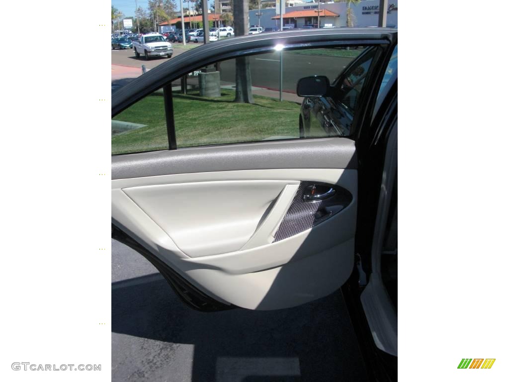 2007 Camry Hybrid - Black / Bisque photo #30