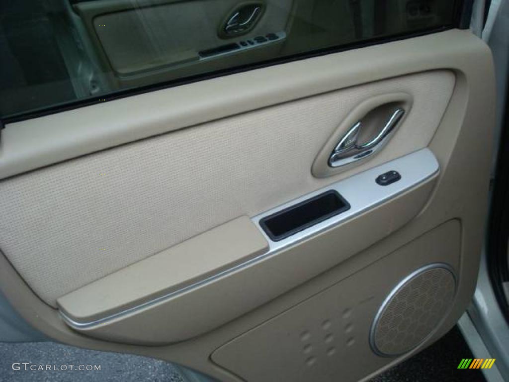 2005 Mariner V6 Premier 4WD - Gold Ash Metallic / Pebble/Light Parchment photo #13