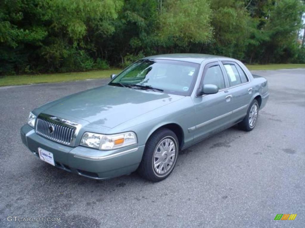 2006 Grand Marquis GS - Light Tundra Metallic / Light Camel photo #1