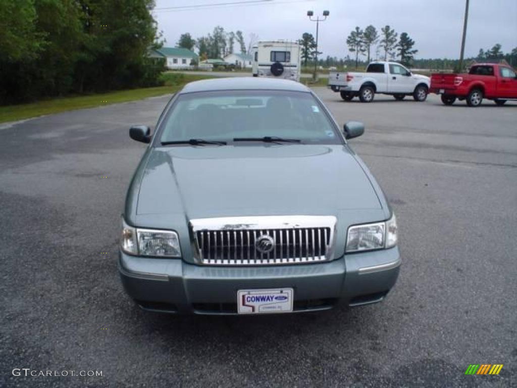 2006 Grand Marquis GS - Light Tundra Metallic / Light Camel photo #2