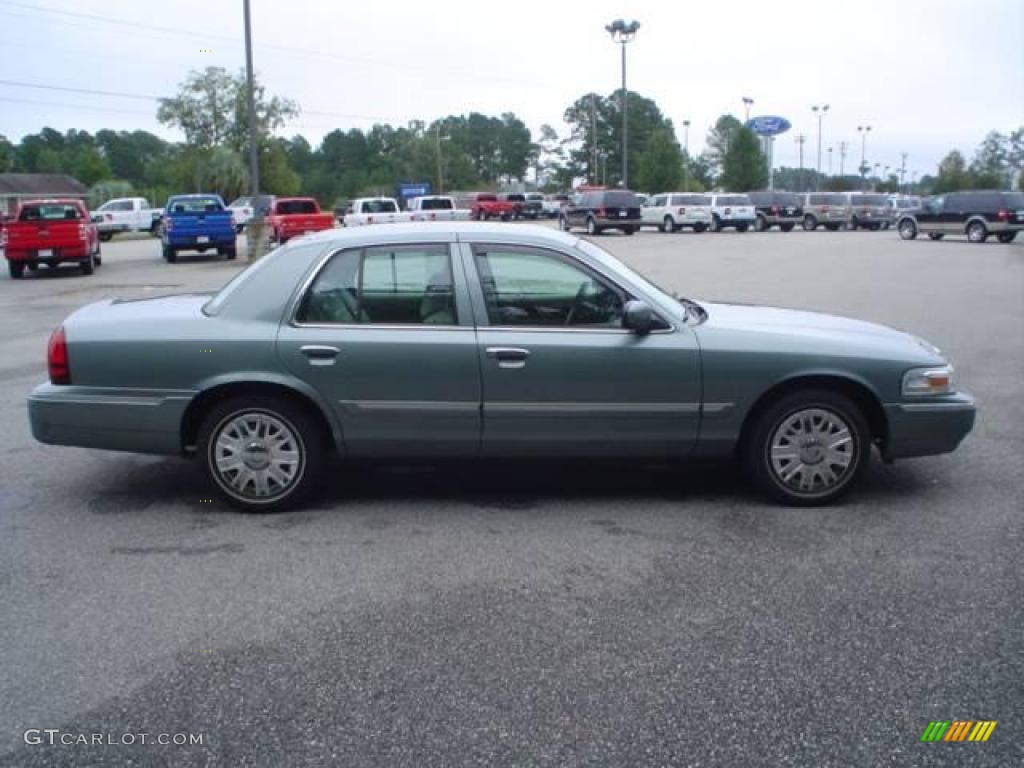 2006 Grand Marquis GS - Light Tundra Metallic / Light Camel photo #4