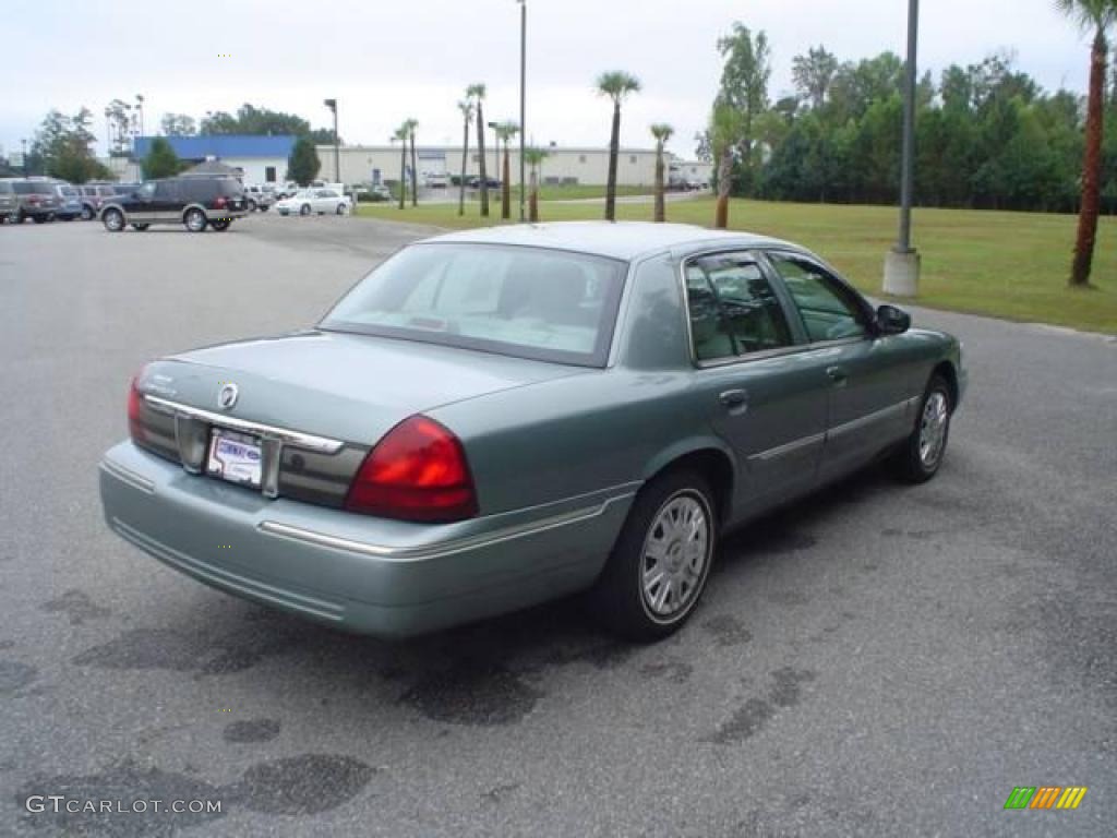 2006 Grand Marquis GS - Light Tundra Metallic / Light Camel photo #5