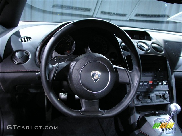 2005 Lamborghini Gallardo Coupe Steering Wheel Photos
