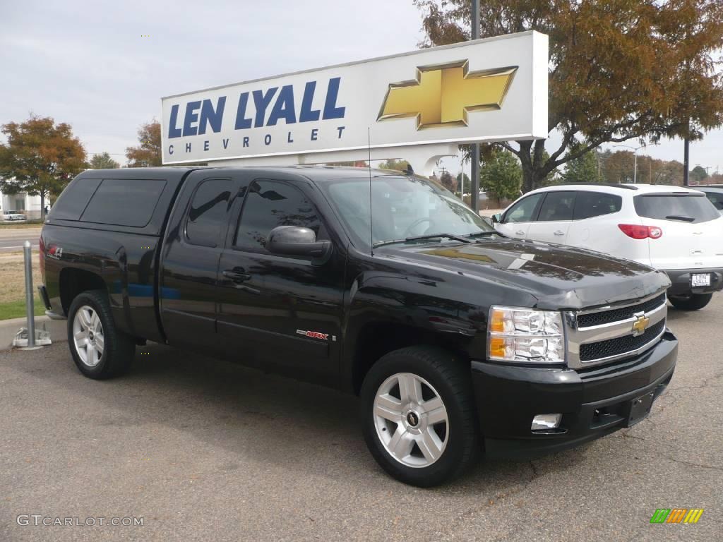 Black Chevrolet Silverado 1500