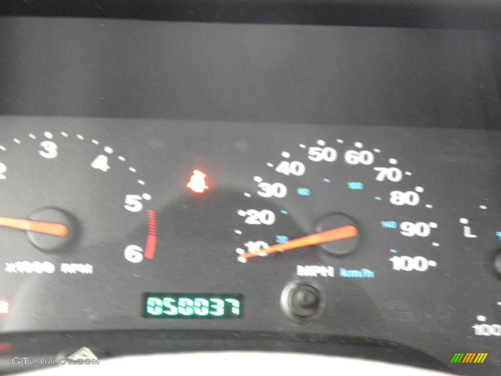 2004 Wrangler SE 4x4 - Light Khaki Metallic / Khaki photo #18