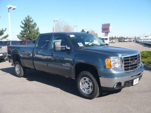 2009 GMC Sierra 3500HD SLT Z71 Crew Cab 4x4 Data, Info and Specs