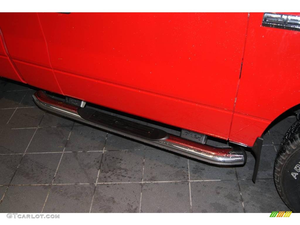 2004 F150 XLT Regular Cab 4x4 - Bright Red / Dark Flint photo #15