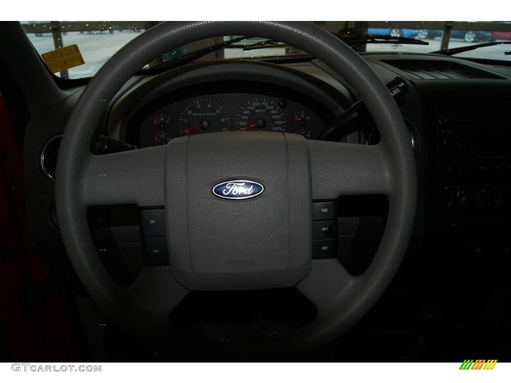 2004 F150 XLT Regular Cab 4x4 - Bright Red / Dark Flint photo #38