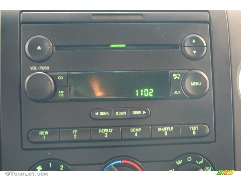 2004 F150 XLT Regular Cab 4x4 - Bright Red / Dark Flint photo #43