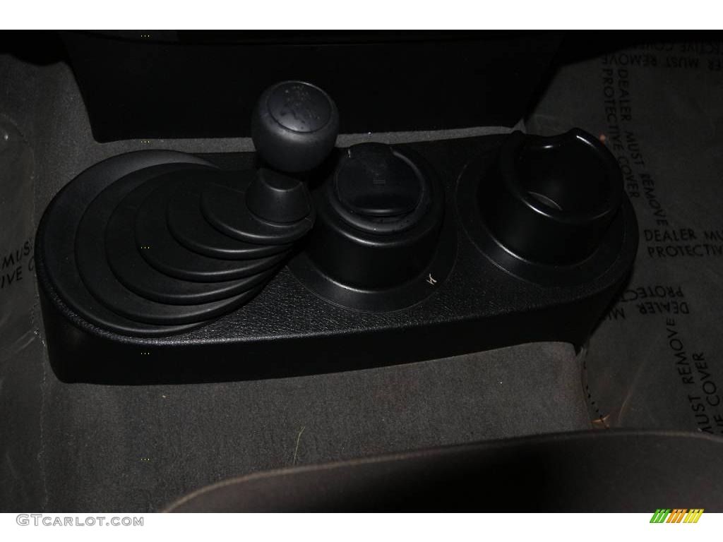 2004 F150 XLT Regular Cab 4x4 - Bright Red / Dark Flint photo #45
