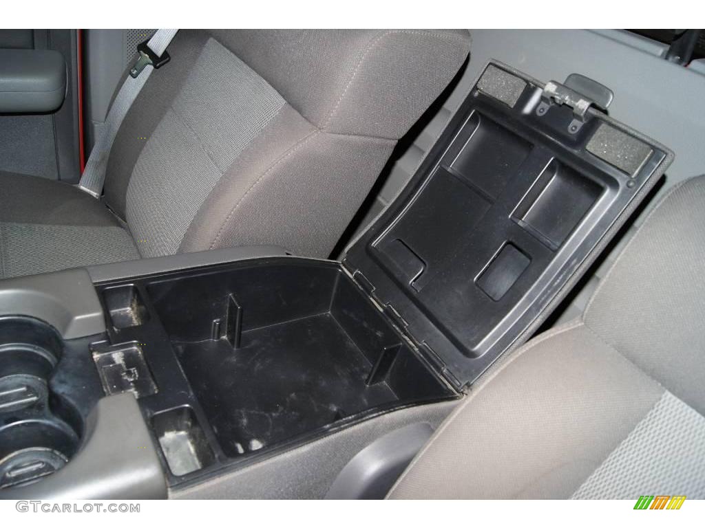 2004 F150 XLT Regular Cab 4x4 - Bright Red / Dark Flint photo #48
