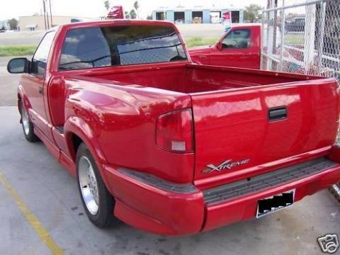 2002 Chevrolet S10 Xtreme Regular Cab Data, Info and Specs
