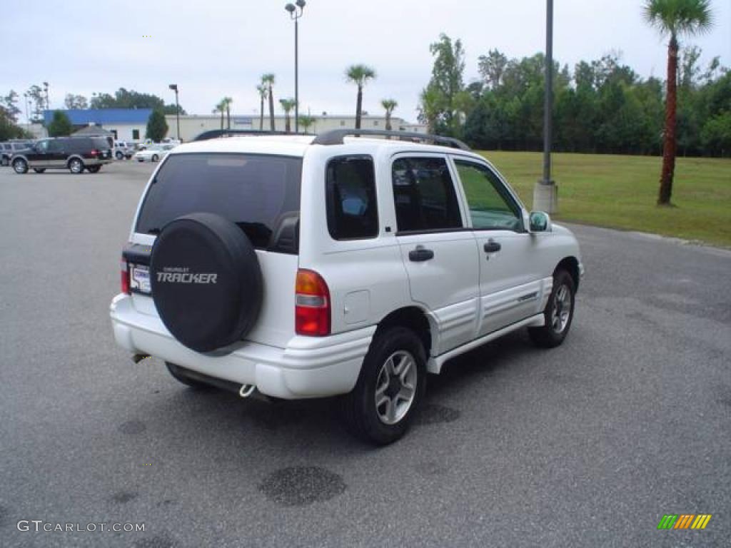 2003 Tracker 4WD Hard Top - White / Medium Gray photo #5